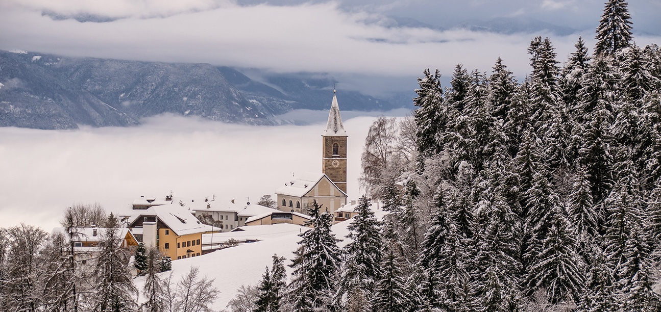 village Jenesien Hotel Tschögglbergerhof panorama Dolomiti